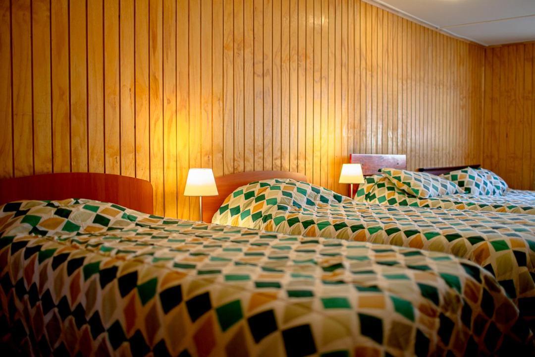 Roble Austral Hostal Coyhaique Exteriér fotografie
