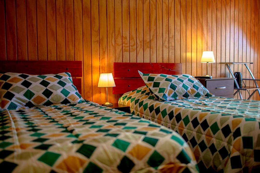 Roble Austral Hostal Coyhaique Exteriér fotografie